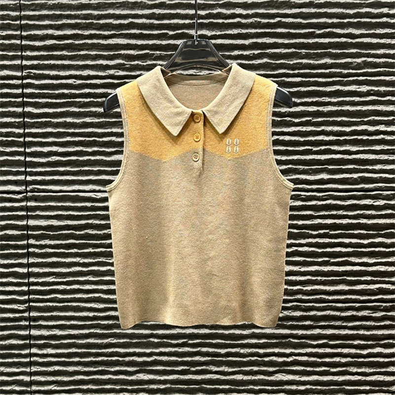 Designer Women Knitted Tees Lapel Neck Tight Fitted Sexy Formal Vest Retro Charming Street Summer Vest