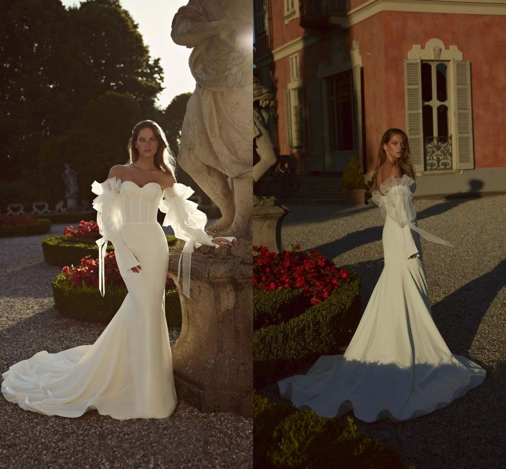 Fashion Fluffy Long Sleeves Modern Wedding Dresses Sexy Sweetheart Simple Satin Bridal Gowns Boho Garden Sweep Train Robe De Mariee Second Reception Dress LG0686