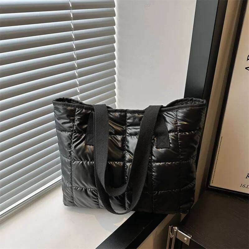 Casual Large Capacity Shoulder Bags for Women Space Cotton Handbag Totes Fashion Winter Daily Use Bag Bolsa Feminina