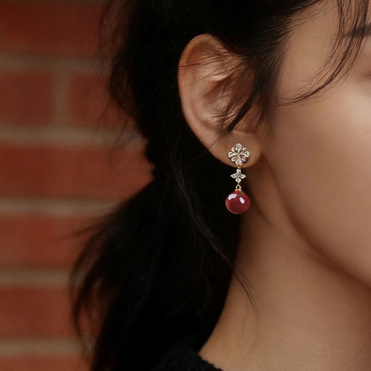 18K Real Gold Plated Silver Needle Resin Round Zircon Flower Stud Personality Light Luxury High-end Earrings - view 3
