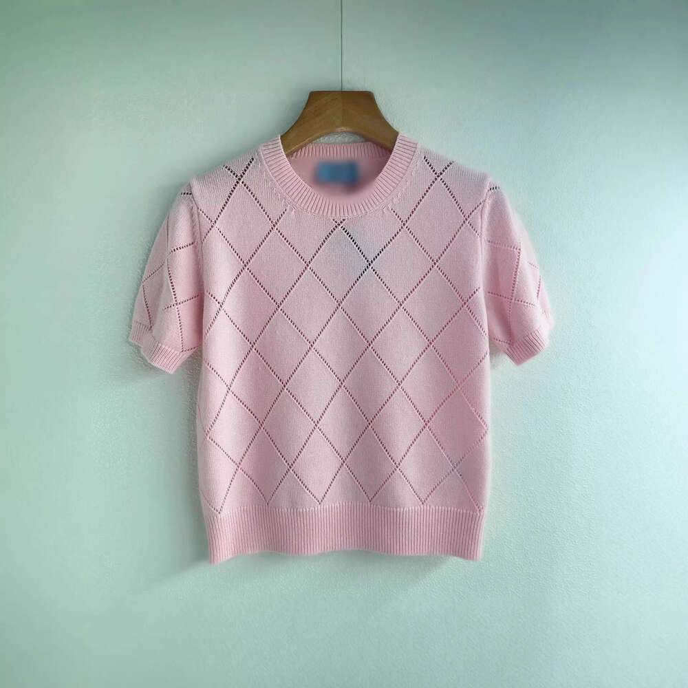Designer Designer High Version P Home 26 Early Autumn New Simple Color-Block Diamond Pattern Round Neck Short Sleeve Knitted Top Women's Fashion C292 98f6