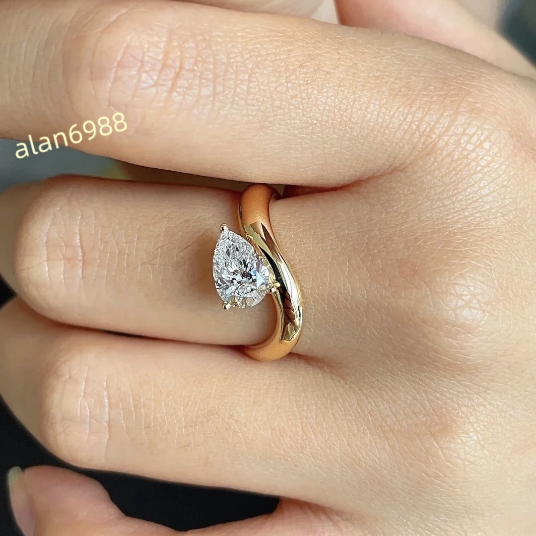 IGI Certified Womens Pear Cut Lab Grown Diamond Ring 14K 18K Solid Gold for Women Engagement Jewelry