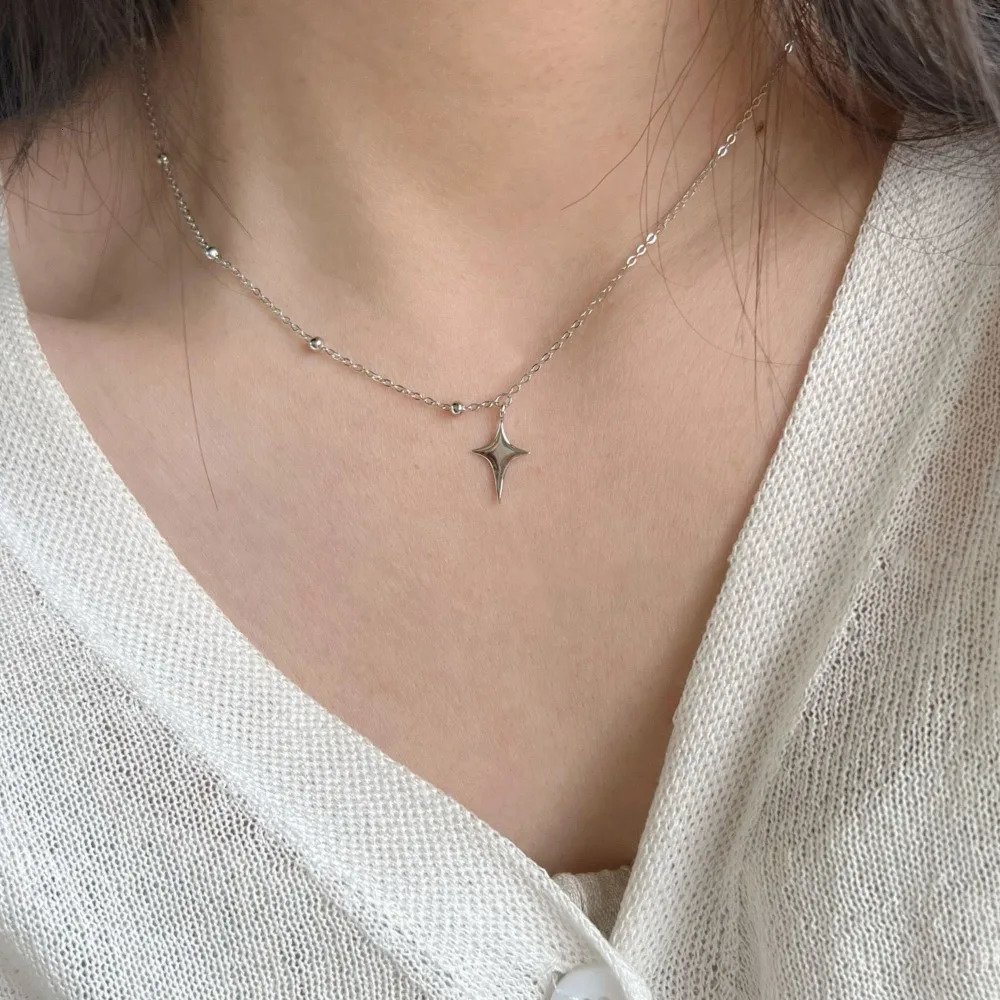 Classic Simple Four-pointed Star Pendant Necklace for Women Temperament Trend Silver Color Stainless Steel Cross Chokers Jewelry 251230
