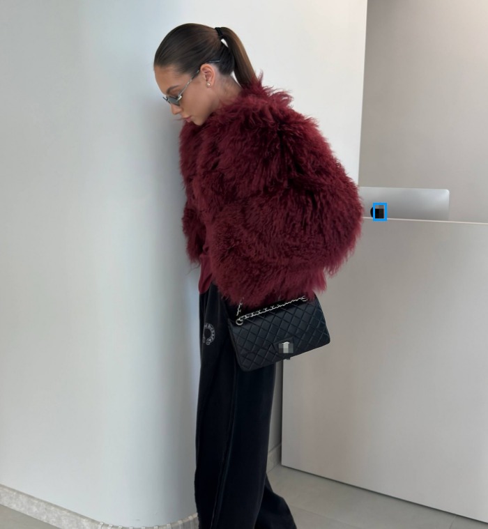 2026 Hot Brand Fashion Faux Fur Coat Women Winter Warm Gradient Fox Fur Coat Streetwear Furry Overcoat