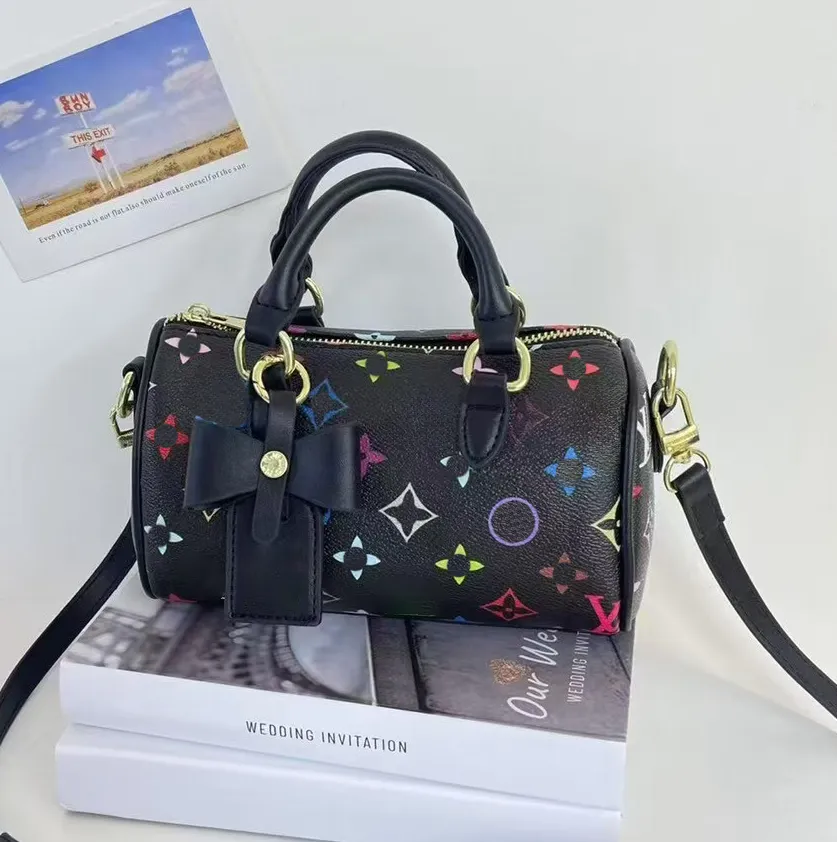 Luxury bag Designer Crossbody Diane Baguette Vintage Canvas Jacquard Strap Flower Flap Embossed Letters Clutch Purse Shoulder Bags Tote Bag A9875