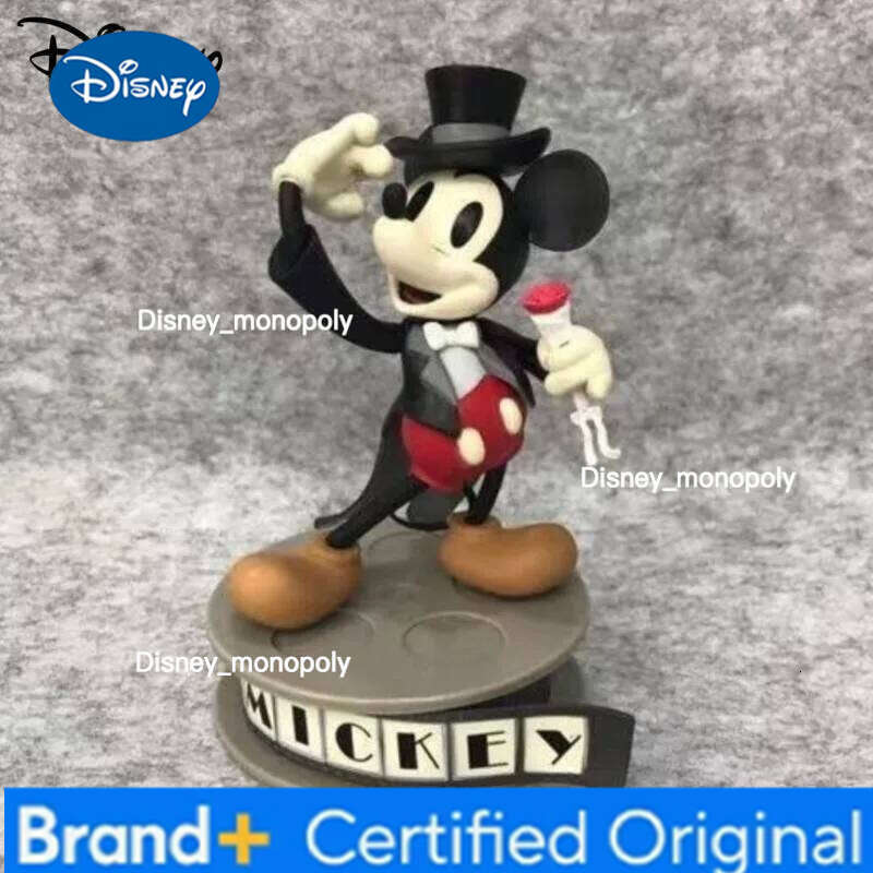 Disney cute Mickey Minnie figurines, fashionable personalized desktop decorations for boys and girls, holiday gifts H260105