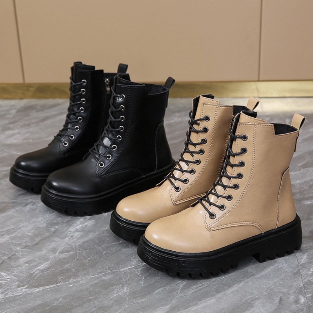 Autumn and Winter Models Velvet Casual Warm Martin Boots Short Tube Fashionable Large Size Women's Shoes.