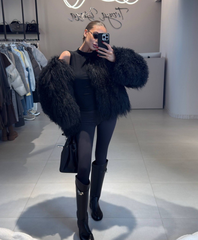 2026 Hot Brand Fashion Faux Fur Coat Women Winter Warm Gradient Fox Fur Coat Streetwear Furry Overcoat