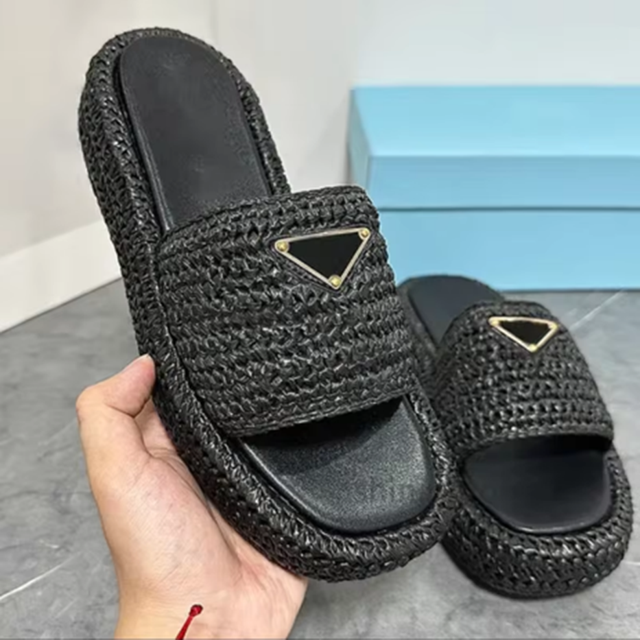 2025 Luxury Designer Women's Braided Slipper Sandals Platform Heel Solid Outside Beach Shoes Ladies Casual Sandals 35-42