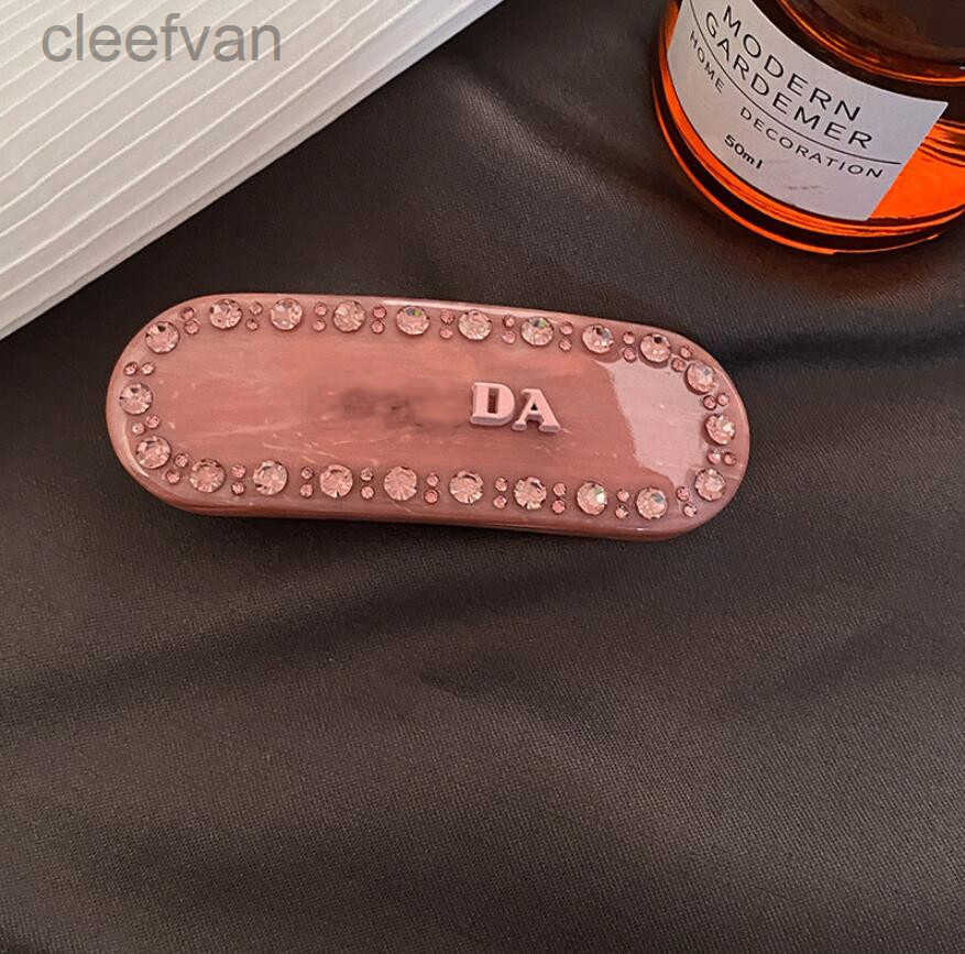P brand letters designer hair clip barrettes luxury shining diamond acrylic classic hair pins for girls women party jewelry gift AA