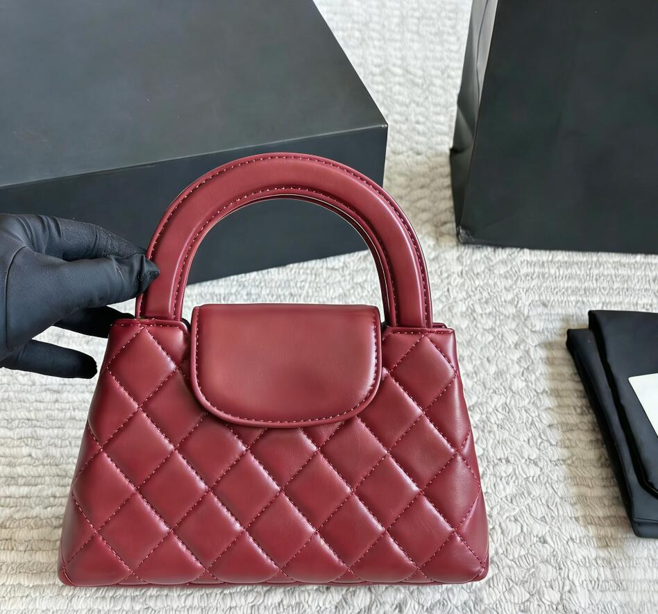 Designer bags Shoulder Bag Luxury Classics Caviar High Quality Plaid Buckle Flap Handbag Silver Gold Chain Leather Metal Letter Gold Silver Color Women's Fashion bag