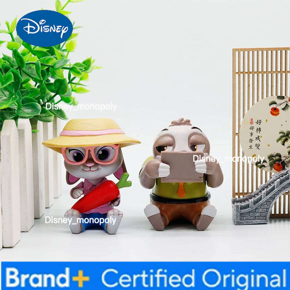 Disney New Zootopia Series Good Sitting Blind Box Figurines Cute Judith Nick Flash Finnick Desktop Ornaments Girl Toys Gifts H260105