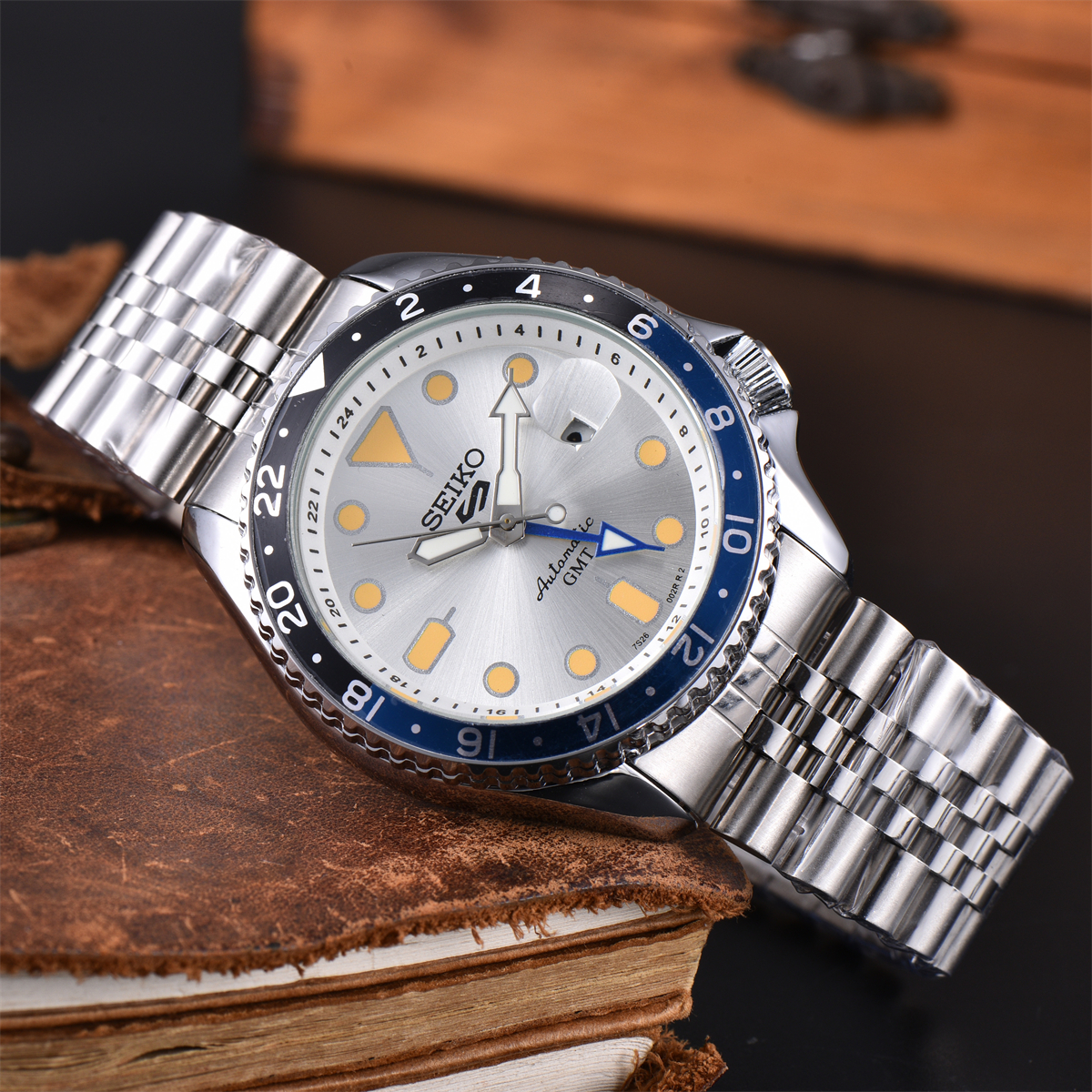 TOP Womens mens SEIKOity Automatic movement wristwatches comfortable rubber strap waterproof luminous top quality watches montre de luxe gold watch #246