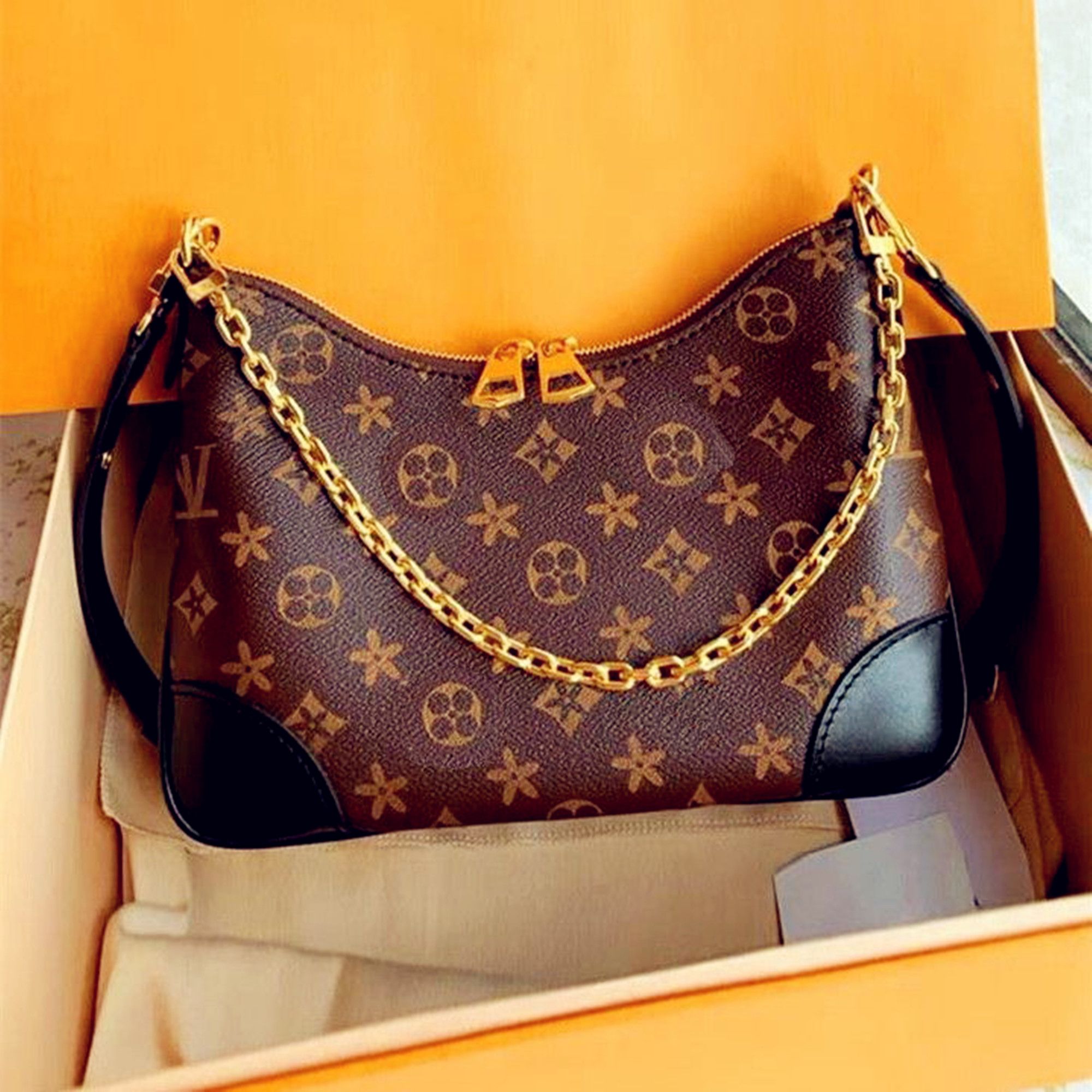 Designer Bag Shoulder Tote Women Crossbody Bags Leather Luxury Diane Baguette MONTAIGNE Handbag Large-capacity Canvas Strap louisities vittonn bag Wallet Purse