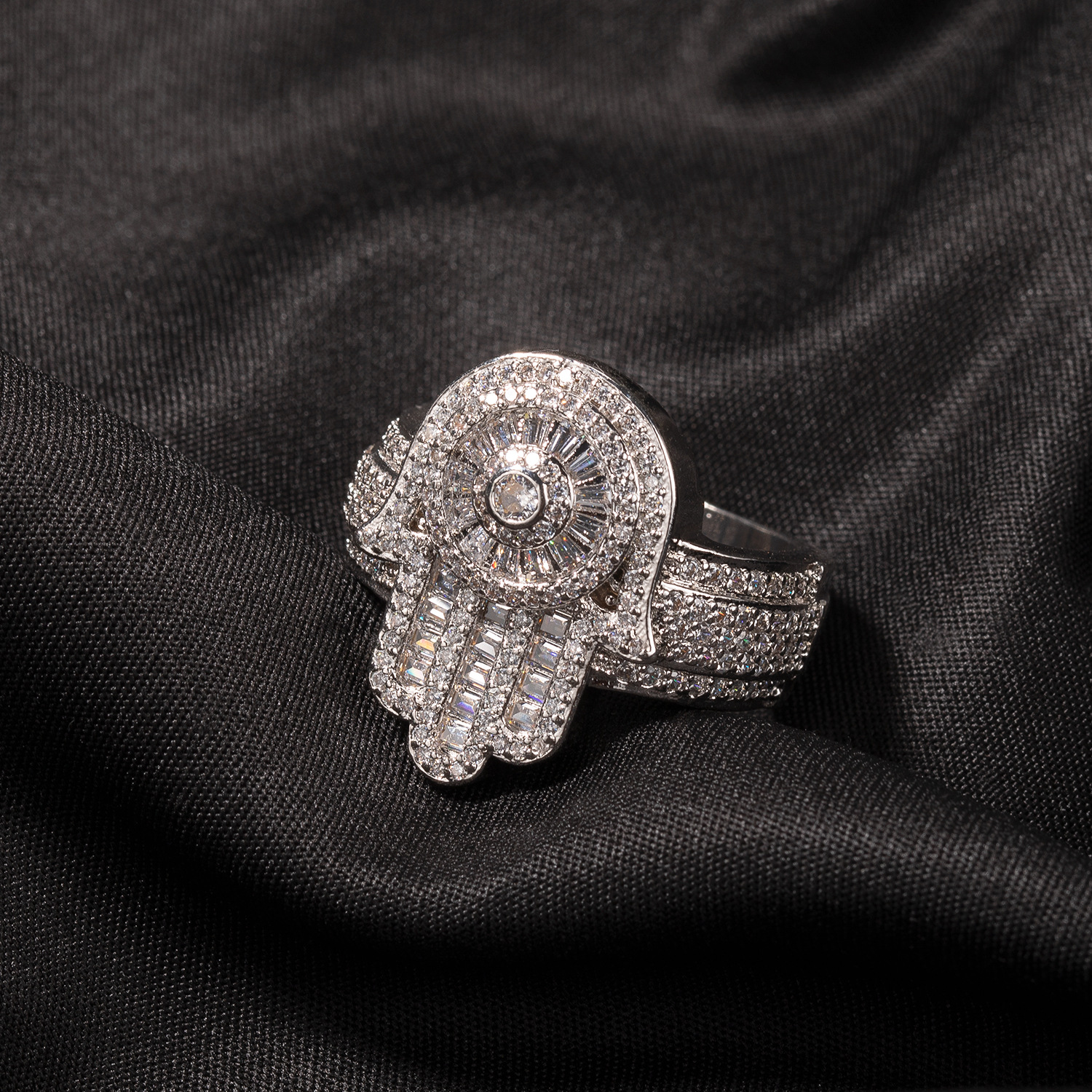 Men Ring Copper Charm Gold Color Cubic Zircon Iced Out Fashion Domineering Gold Color Hip Hop Ring for Men Women Fashion Inlaid White Zircon Stones Punk Wedding 3215