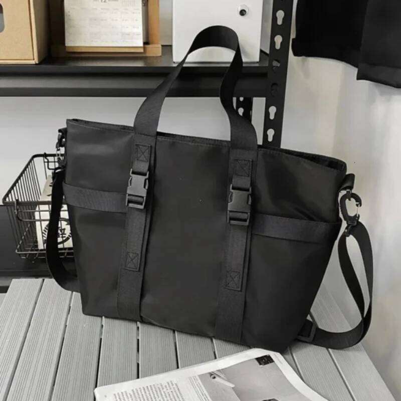 Men's Faionable Large Capaci oulder Bag Travel Handbag Casual Bapa Ox Cloth Zipper Closure Soft Handle Durable Crossbody Bags