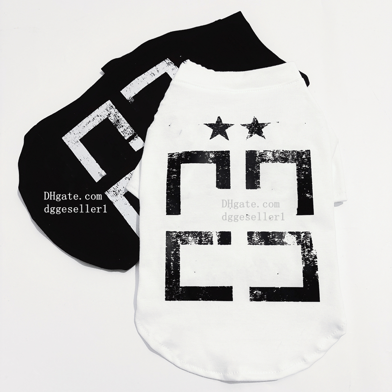 Designer Dog Clothes Pets T Shirt Luxury Pet Short Sleeve Shirt Premium Fabric Stylish Pattern Design Adjustable Sizes for Small Medium Dogs Elegant Pet Apparel Y67
