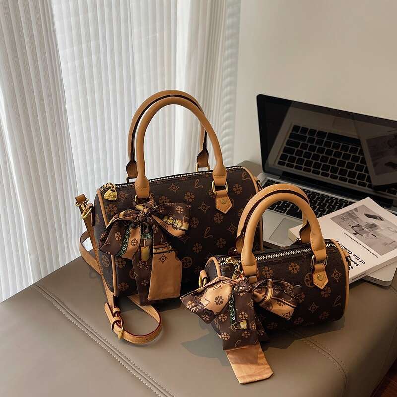 Women's Retro Print Large Capacity Vintage 2025 New Boston Pillow Single Shoulder Crossbody Bag