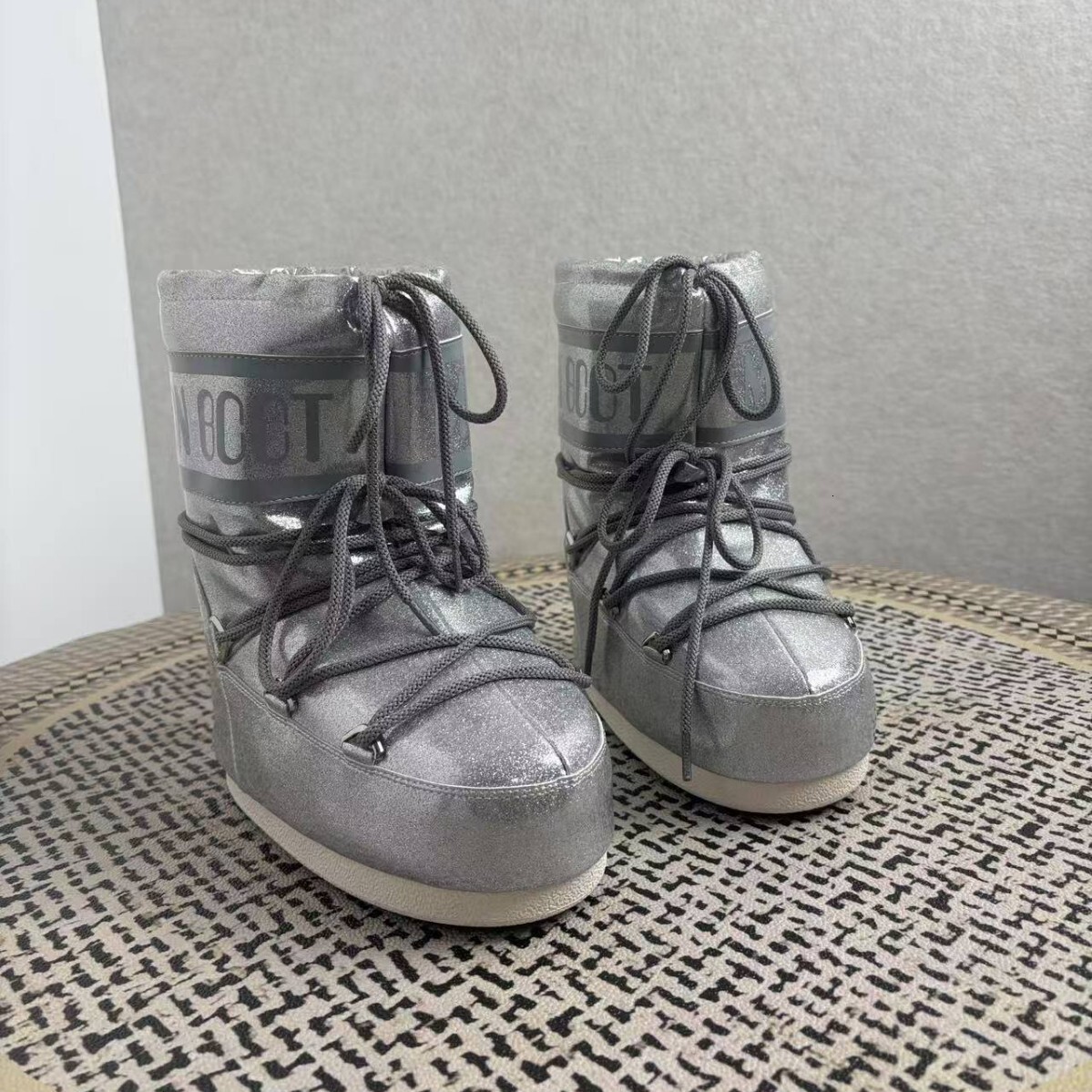 STAOXINDIKE Moon Boots 2025 Winter New Long Tube Ski Boots Warm High Heel Anti-Slip Snow Boots
