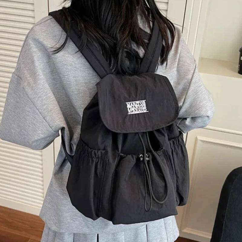 Casual Large Capaci Student Women's 2026 New Sle Outdoor Faion Commuting Bag Lightweight Simple Design Multifu Backpack