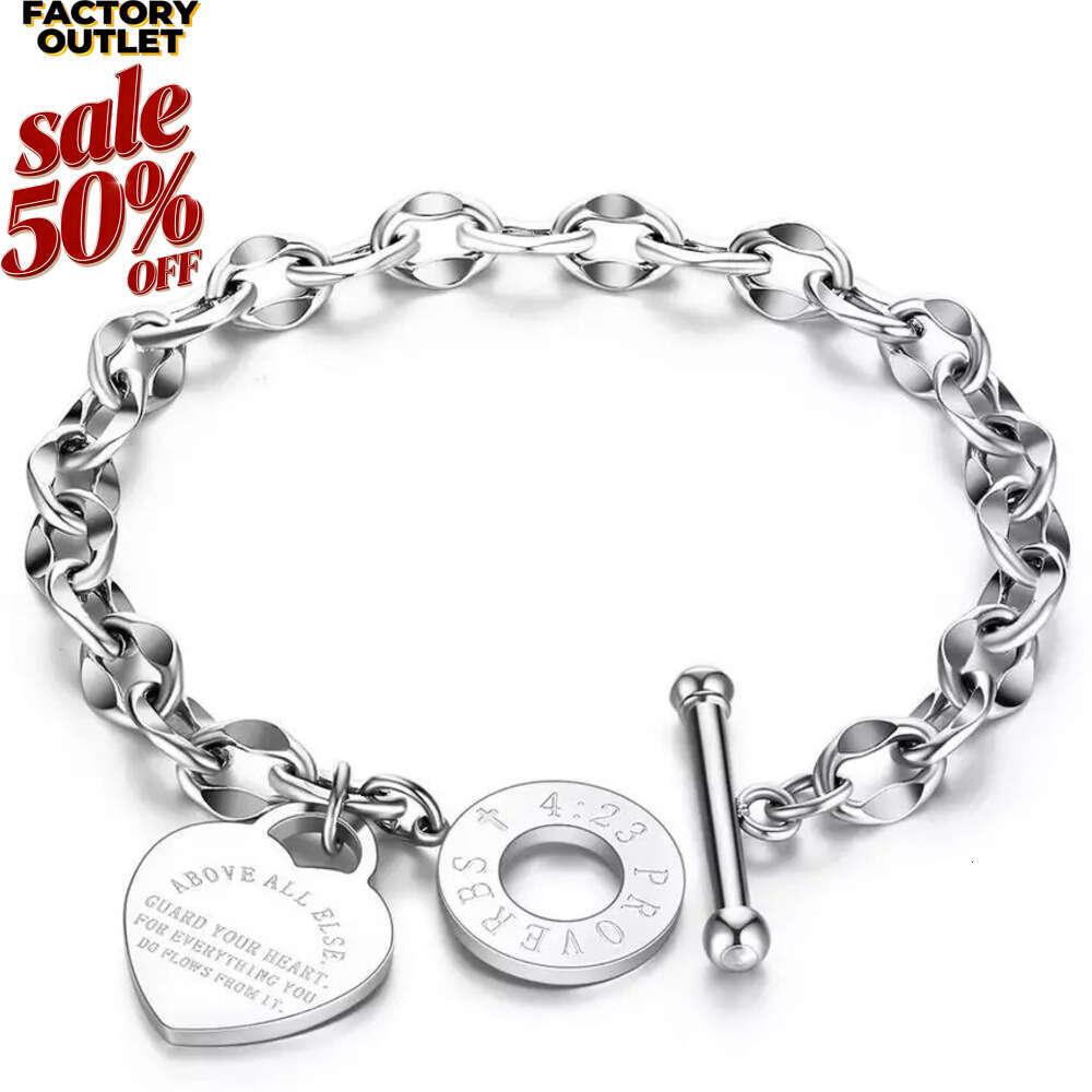 Free Shipping Women's Chain Bracelet Hot Sale Europea America INS Heart Stailess Jewelry Persoality Versatile Buckle Tredy Titaium Steel snap but