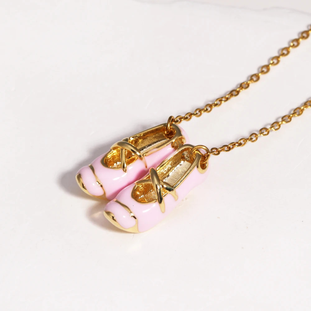 Stainless Steel 18K Gold-Plated Sweet Romantic Ballet Shoe Pendant Necklace Exquisite Brass Chain Jewellery Womens Party Gift 251230