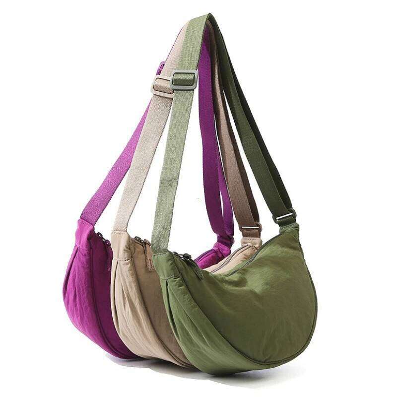 New Color Women's Nylon Shoulder Bag Casual Sports Hobos Crossbody Bags Fashion Female Fanny Pack Travel Purse Handbags