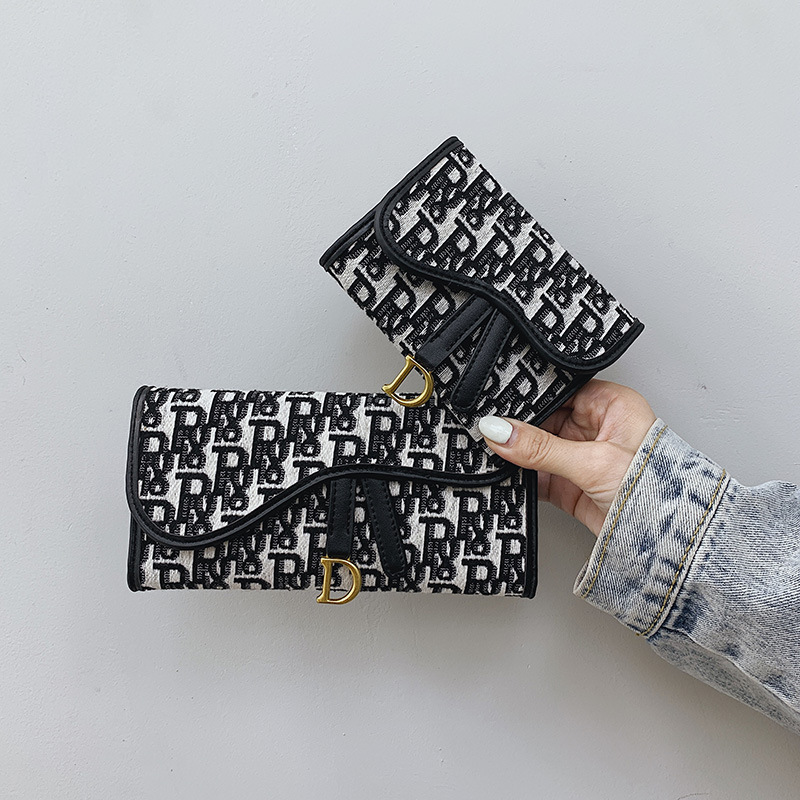 2026 Lujo Retro Handbag Simple And Practical Multi Slot Three Fold Women Wallet Passport Clip Card Bag Wallet Business Card Clip Versatile Bank Card Bag Document Bag