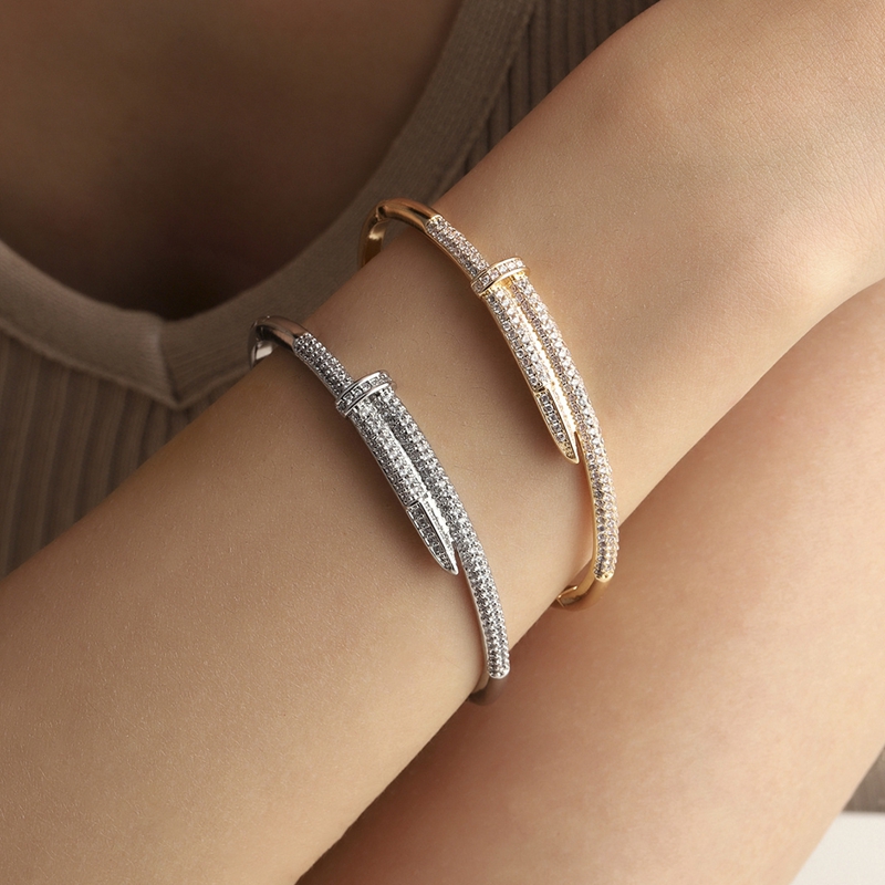 AAA Zircon Diamond Designer Bangle Cuff Bracelets Nail Cross Shape Gold Plated Trendy Versatile Jewelry Factory Price Wholesale - view 3