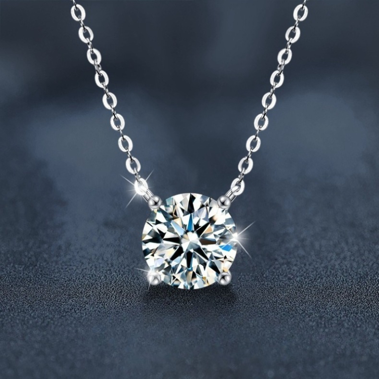 Artificially Cultivated Diamond Carving Smahain Accessory Boutique Giftll Pendant Necklace Elegant Ladies Simple Four Claw Pendant Collarbone