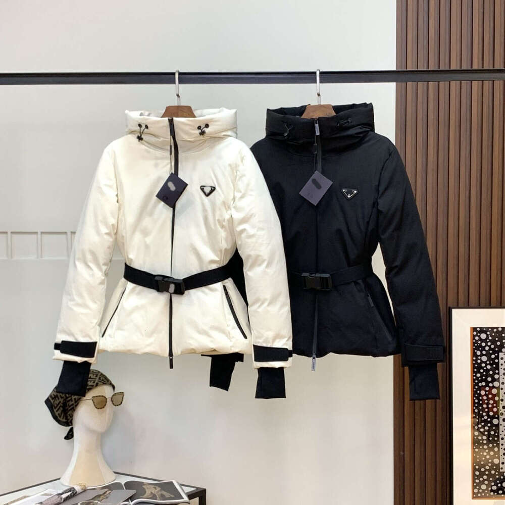 2026 Winter New Short Down Ski Jacket for Women with Waist Cinch and Hood Windproof Outdoor Sports Coat 26M0105