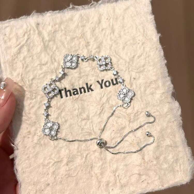 Free Shipping Women's Snap Buttons Diamond charms bracelet Zircon New Alloy Hot-Selling Exquisite Crystal Inlay Flower Motif Jewelry