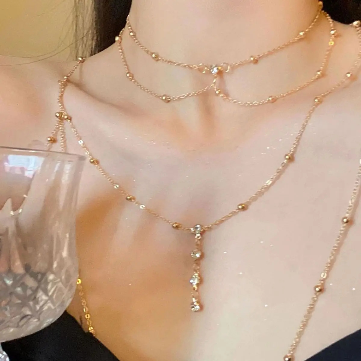 Fashionable Rhinestone Beaded Body Chain - Sparkling Pendant Tassel Necklace European American Trendy Womens Chest Chain 260104