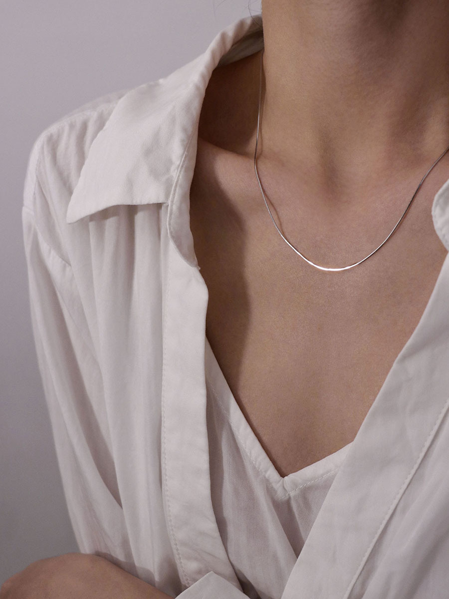 Super Shiny Basic Snake S925 Sterling Silver Necklace Simple Versatile Collarbone Stackable Delicate Bare Chain