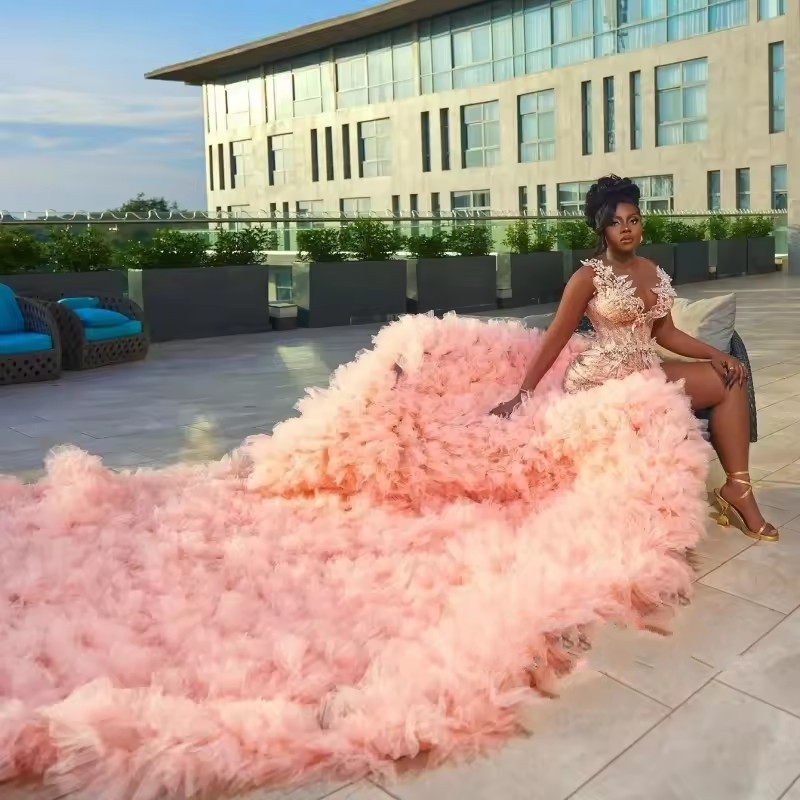 2026 Customized Luxury Pink Slit Ruffled Long Prom Dresses For Black Girls Pearls 3D Hand Flower Women Birthday Party Gowns African Evening Red Gala V