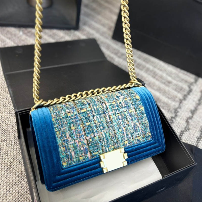 Ladies Colorful Tweed Boy Shoulder Bag Velvet Flap Two-Tone Knitting Stripes Pattern Gold Metal Hardware Metal Chain Vintage Designer Wallet Crossbody Handbag 25cm