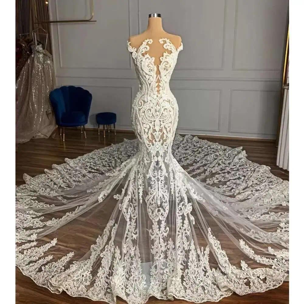 Strapless Lace Appliques Wedding Elegant White Sleeveless Beads Mermaid Chic Chapel Train Bridal Dresses