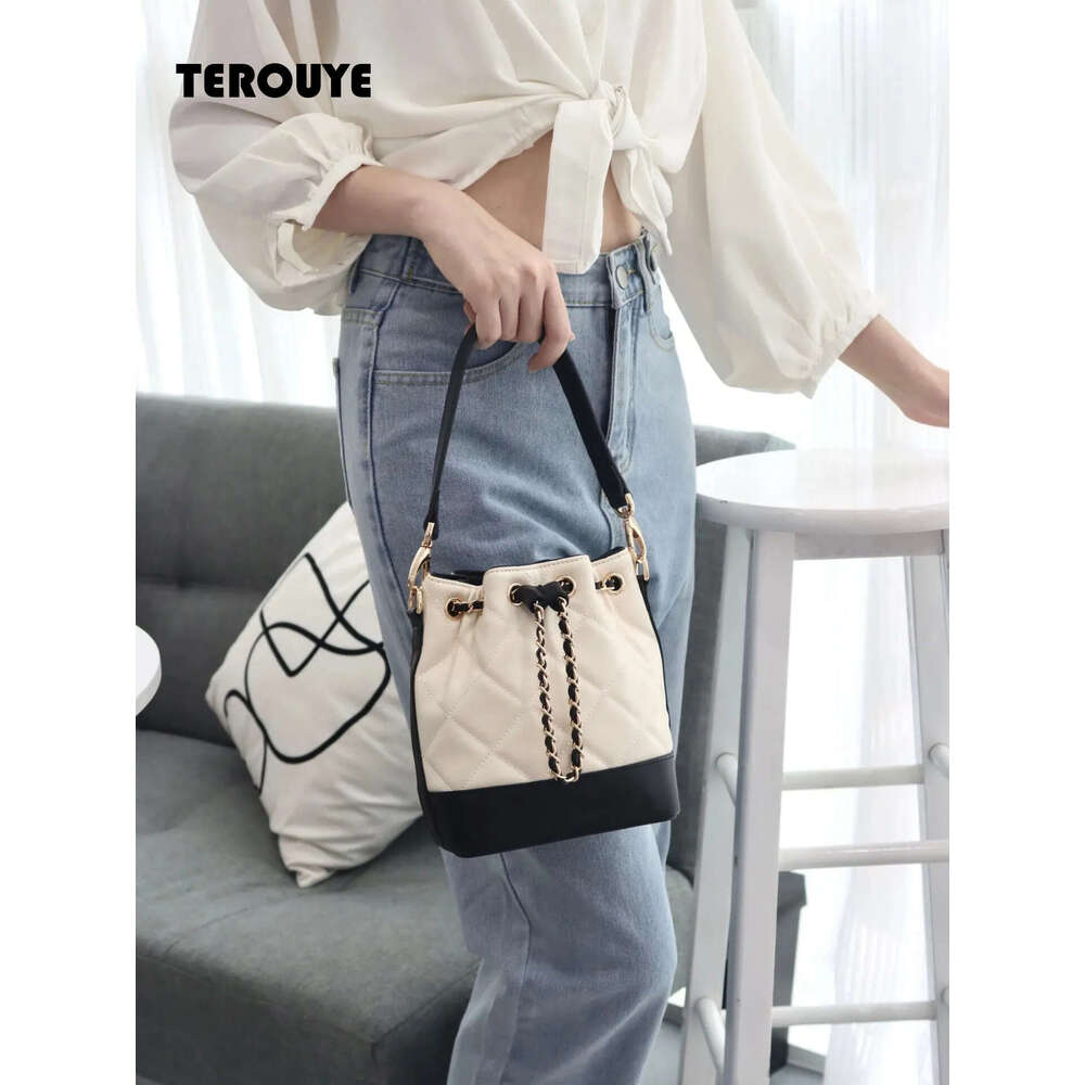 Reto Bucket Shoulder Women Luxury Bags Leather Messenger Crossbody Bags Solid Color Purse Handbag TEROUYE