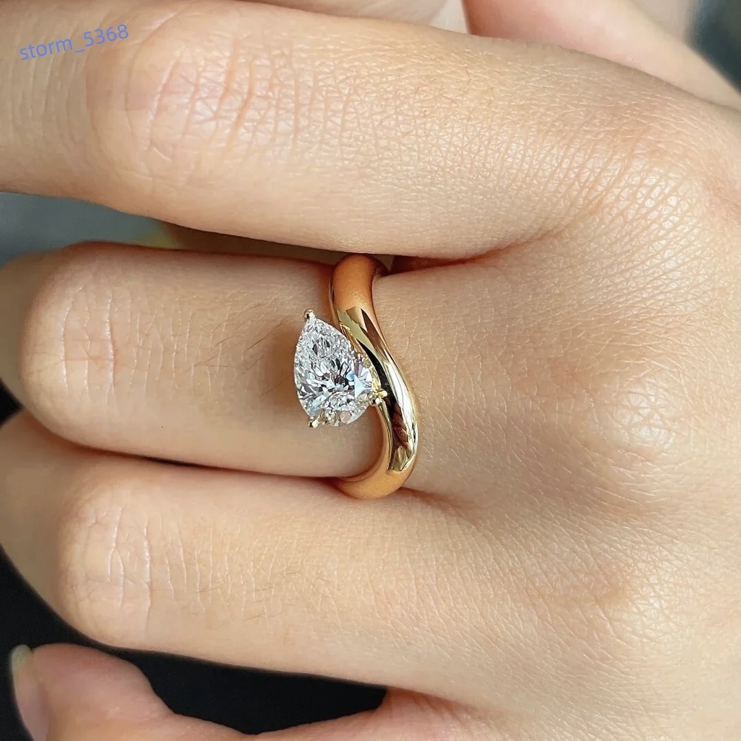 IGI Certified Womens Pear Cut Lab Grown Diamond Ring 14K 18K Solid Gold for Women Engagement Jewelry