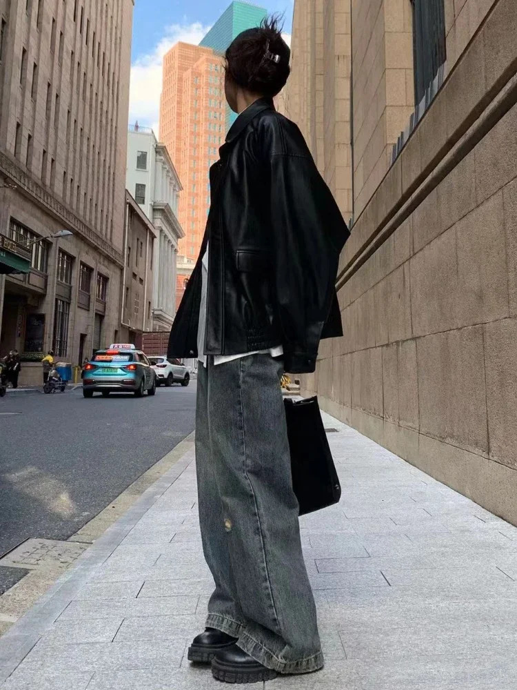 Vintage PU Leather Jacket Women High Street Techwear Oversized Moto Biker Coats BF Punk Loose Casual Cropped Outerwear 260104
