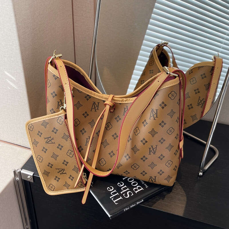 2025 Spring Summer Women's High-end Bucket Fashionable Elegant Large Capacity Versatile Commuter Shoulder Bag for Women