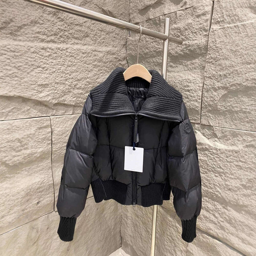 Designer Designer Top Quality! 2025 Winter New M Brand Women's Short Knitted Collar Down Jacket Fake Two-Piece 4D17 e0d7