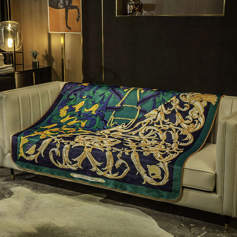 High-End Art Digital Printing European and American Court Style Silver Fox Velvet Luxurious Air Conditioning Cover Blanket