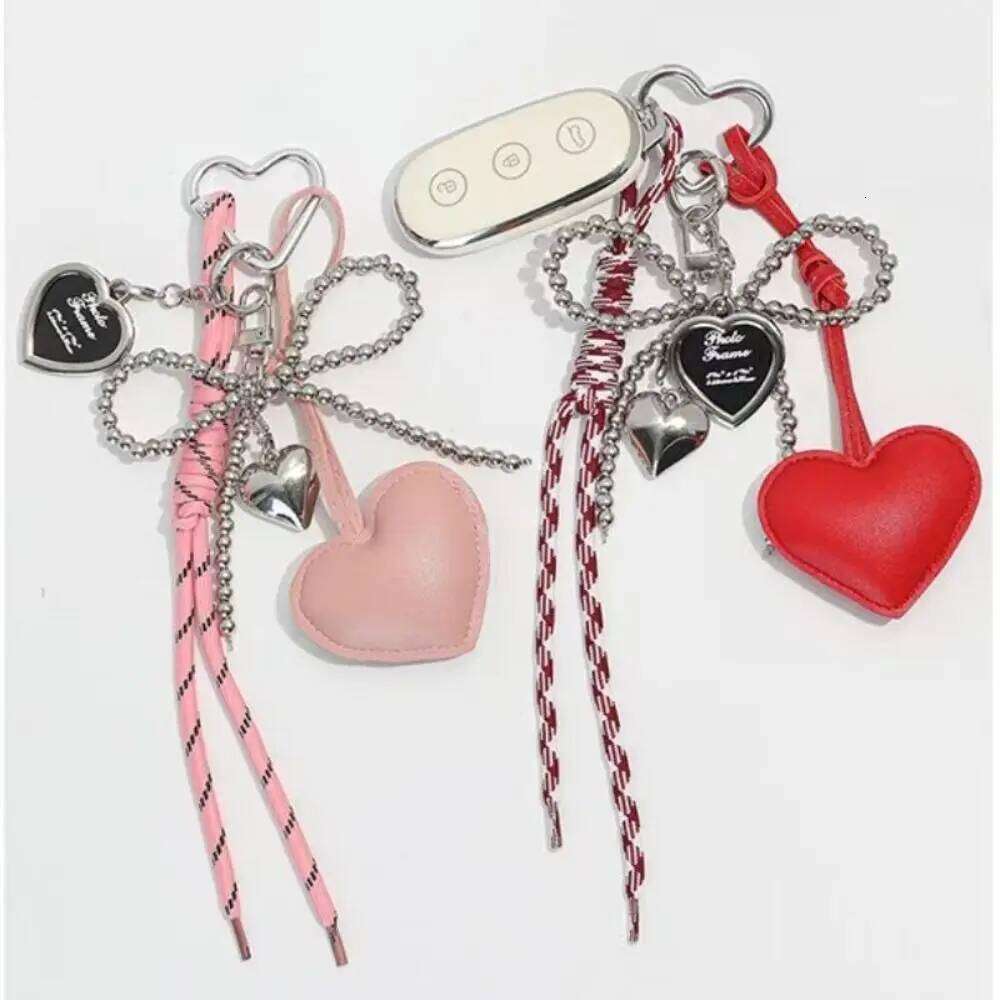 Creative Glossy Leather Pearl Bow Keyring Y2k Long Tassel Love Heart Backpack Pendant Charms Handmade Bag Purse Decor Gift XJ260106