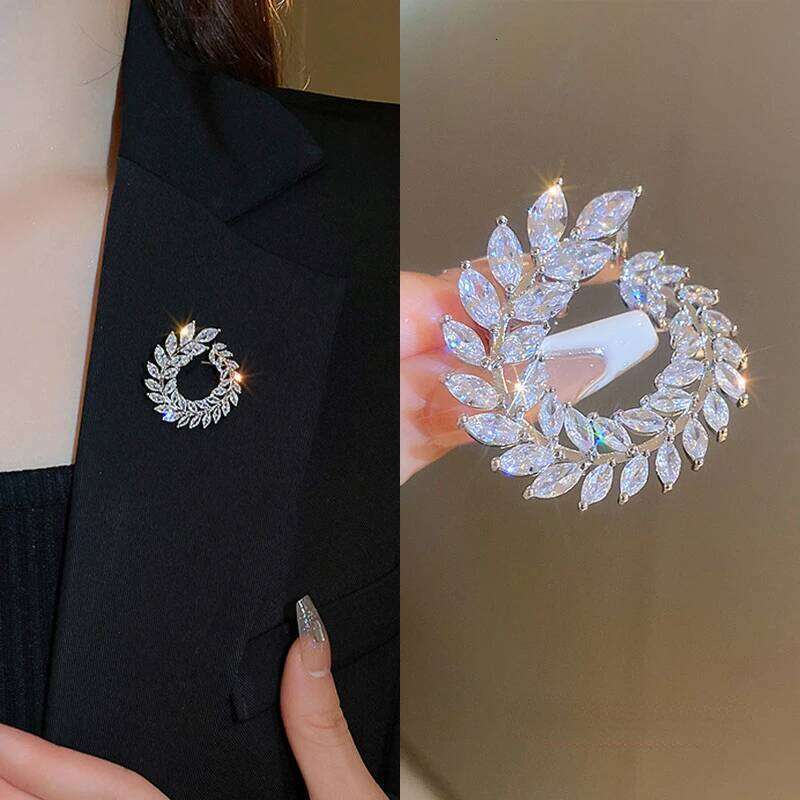Zircon Luxury Brooch for Women Niche Temperament High-end Simple Brooches Commuting Personalized Design Accessories 26N0106