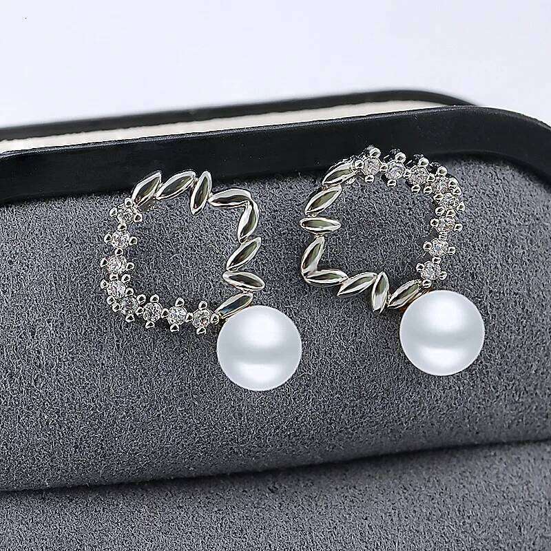 Compact Leaf 925 Sterling Silver Jewelry Circle Zircon Pearl Twist Luxury Stud Earrings for Women