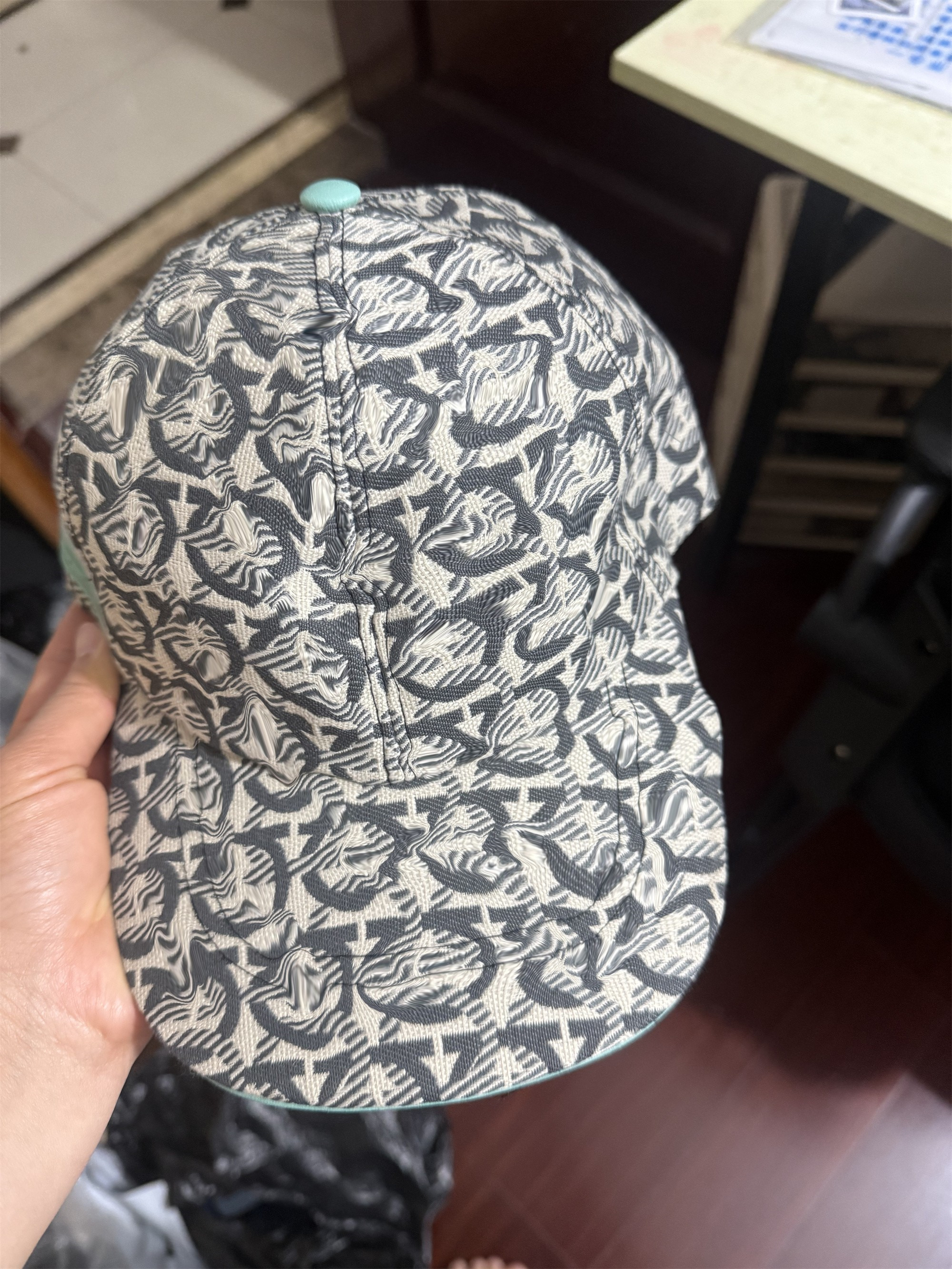 2355 New brand men's ball hat Designer hat Trucker hat High quality four seasons casual baseball sun hat Fashion women's baseball cap Street hip hop baseball cap