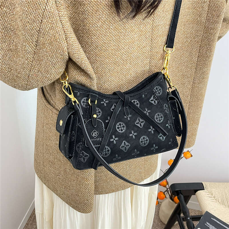 High-End Small for Women 2026 New Luxury Handbag Versatile Fashion Retro Underarm Single Shoulder Crossbody Bag