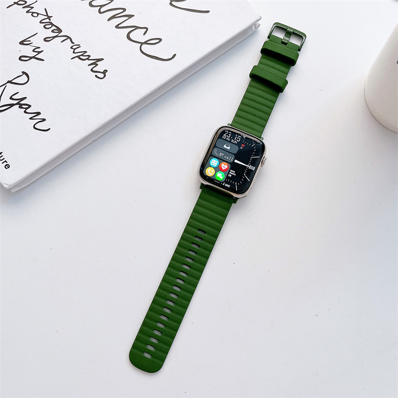Suitable for 8 iWatch 7 Apple Watch Series 1-9 SE Silicone Band Striped Unisex
