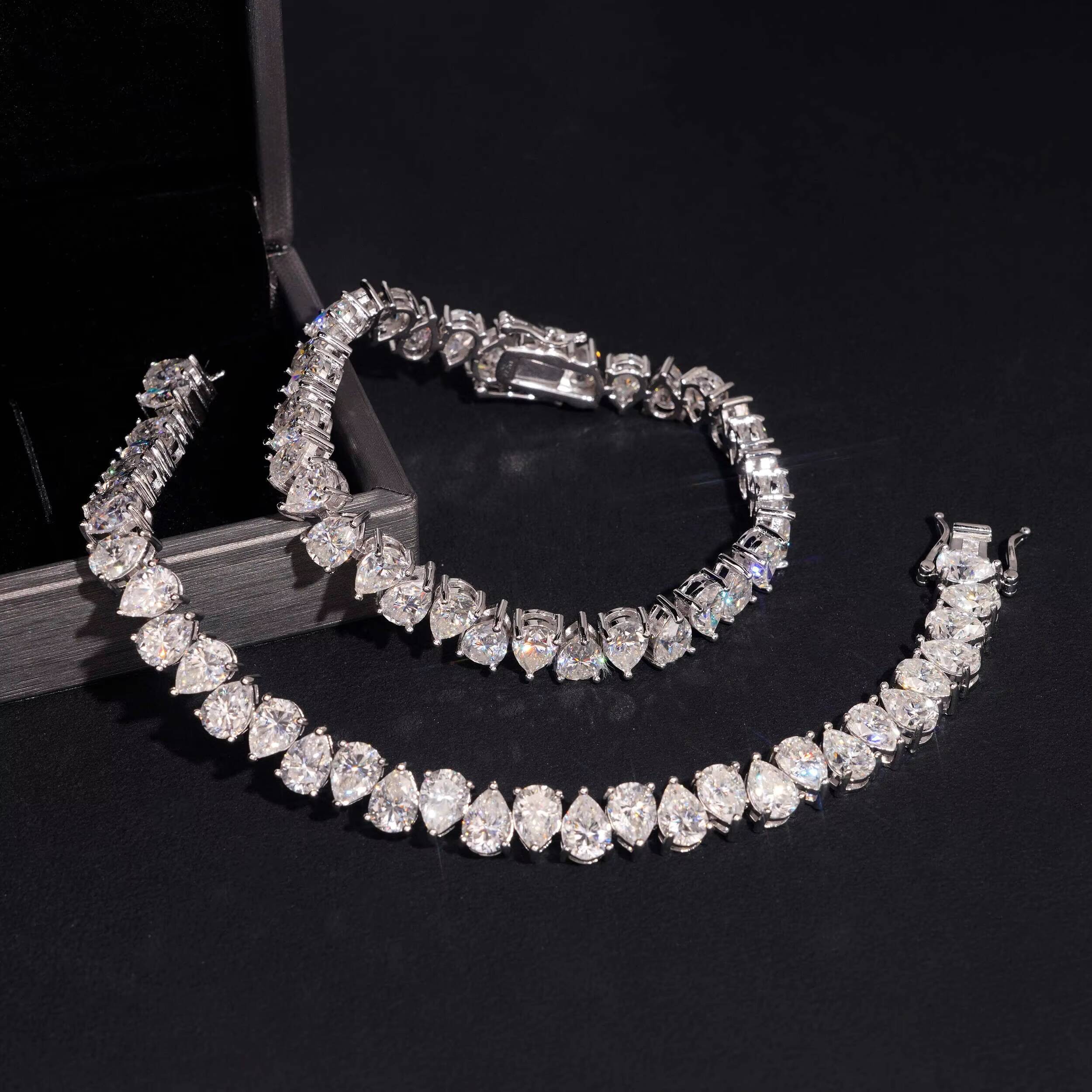 Pass Diamond Tester Upside Down Setting Pear Cut VVS Moissanite Diamond Tennis Bracelet Silver 925
